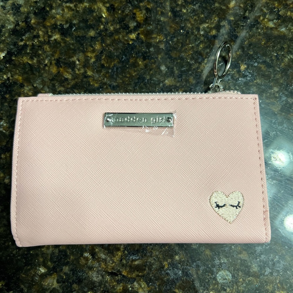 Madden girl wallet